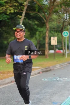 Runner Photo 5676585