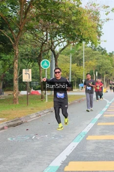 Runner Photo 5676594