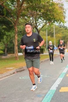 Runner Photo 5676602