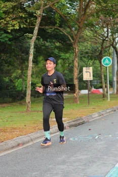 Runner Photo 5676623
