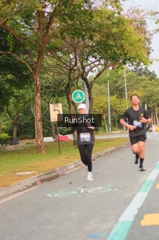 Runner Photo 5676638