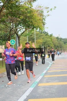 Runner Photo 5676661