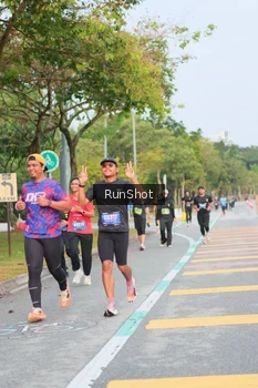 Runner Photo 5676662