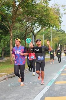 Runner Photo 5676668
