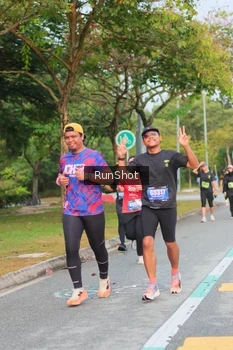 Runner Photo 5676670