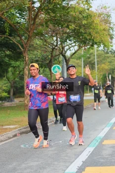 Runner Photo 5676671