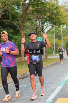 Runner Photo 5676674