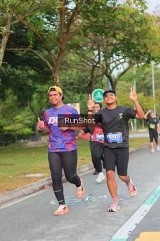 Runner Photo 5676675