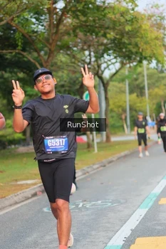 Runner Photo 5676679