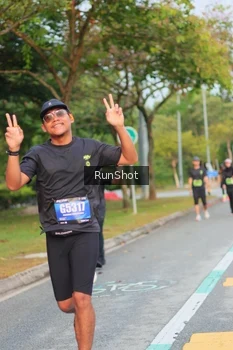 Runner Photo 5676680