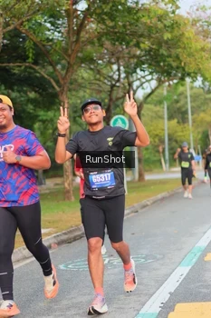 Runner Photo 5676681
