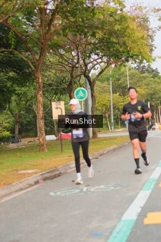 Runner Photo 5676682