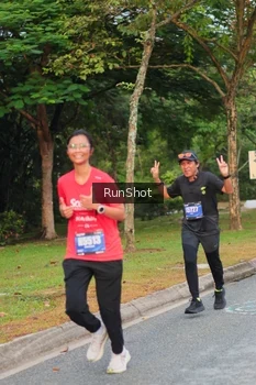 Runner Photo 5676686