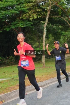 Runner Photo 5676689