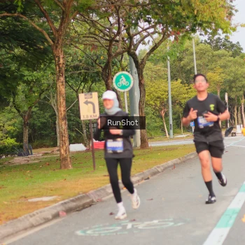 Runner Photo 5676693