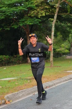 Runner Photo 5676696