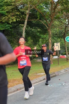 Runner Photo 5676705