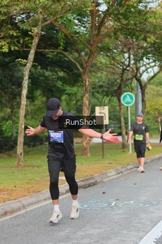 Runner Photo 5676715