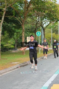 Runner Photo 5676722