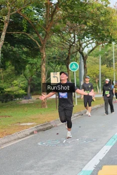 Runner Photo 5676724