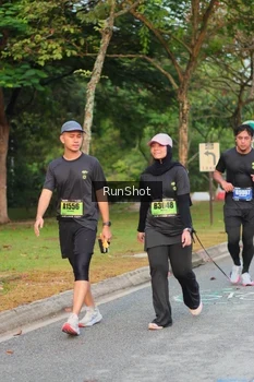 Runner Photo 5676730