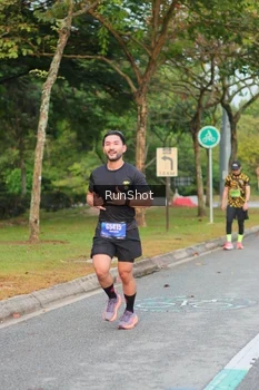 Runner Photo 5676745