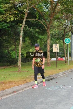 Runner Photo 5676772