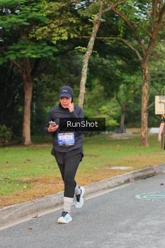 Runner Photo 5676783