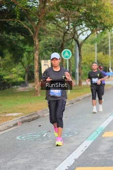Runner Photo 5676785