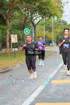 Runner Photo 5676792