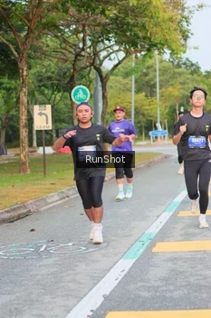 Runner Photo 5676793