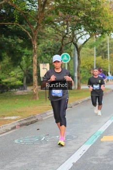 Runner Photo 5676802