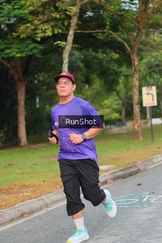 Runner Photo 5676808