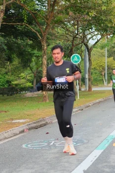 Runner Photo 5676810