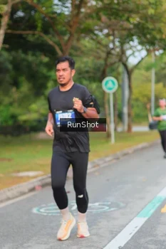 Runner Photo 5676813