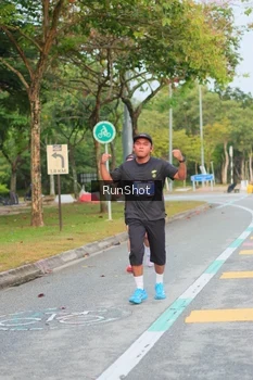 Runner Photo 5676825