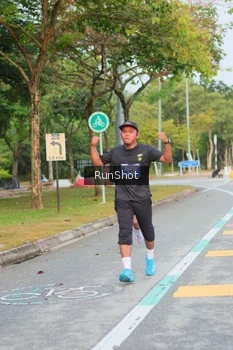 Runner Photo 5676827