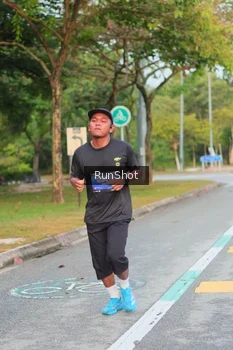 Runner Photo 5676837