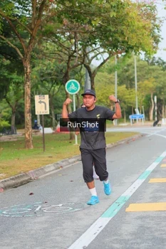 Runner Photo 5676838