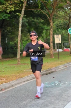 Runner Photo 5676839