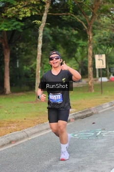Runner Photo 5676840