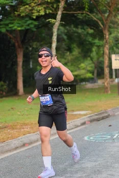Runner Photo 5676846