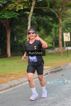 Runner Photo 5676850