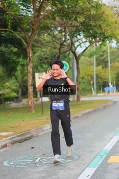 Runner Photo 5676858