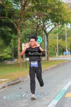 Runner Photo 5676862