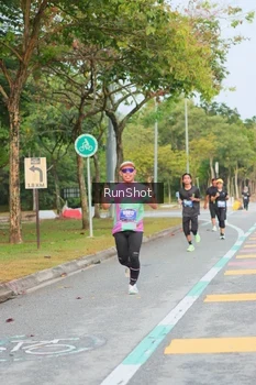Runner Photo 5676866