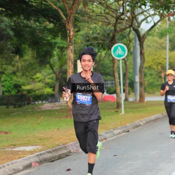 Runner Photo 5676882
