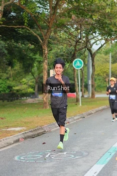 Runner Photo 5676884