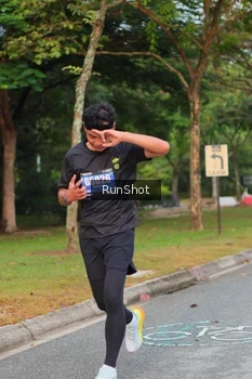 Runner Photo 5676901