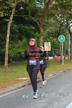 Runner Photo 5676903